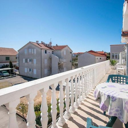 Family Holiday Apartments Lucia Vodice Luaran gambar