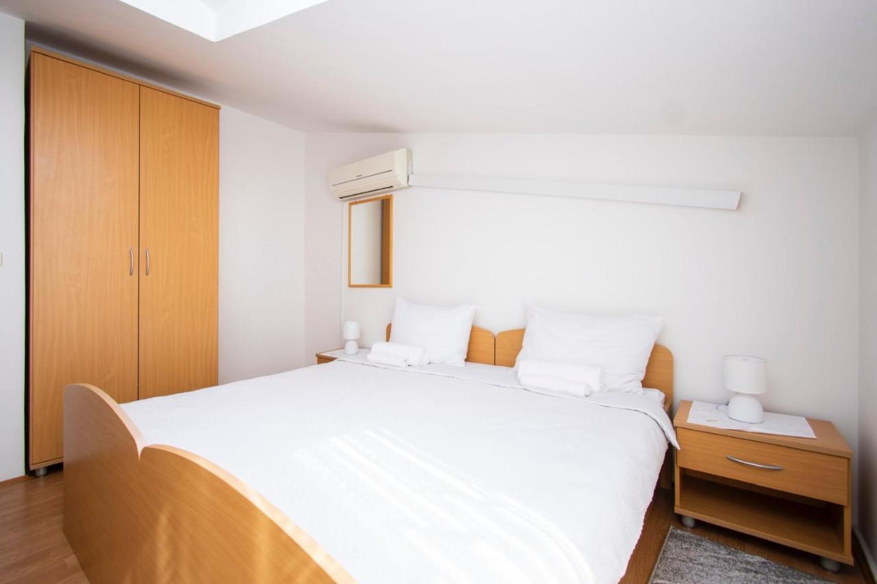 Family Holiday Apartments Lucia Vodice Luaran gambar
