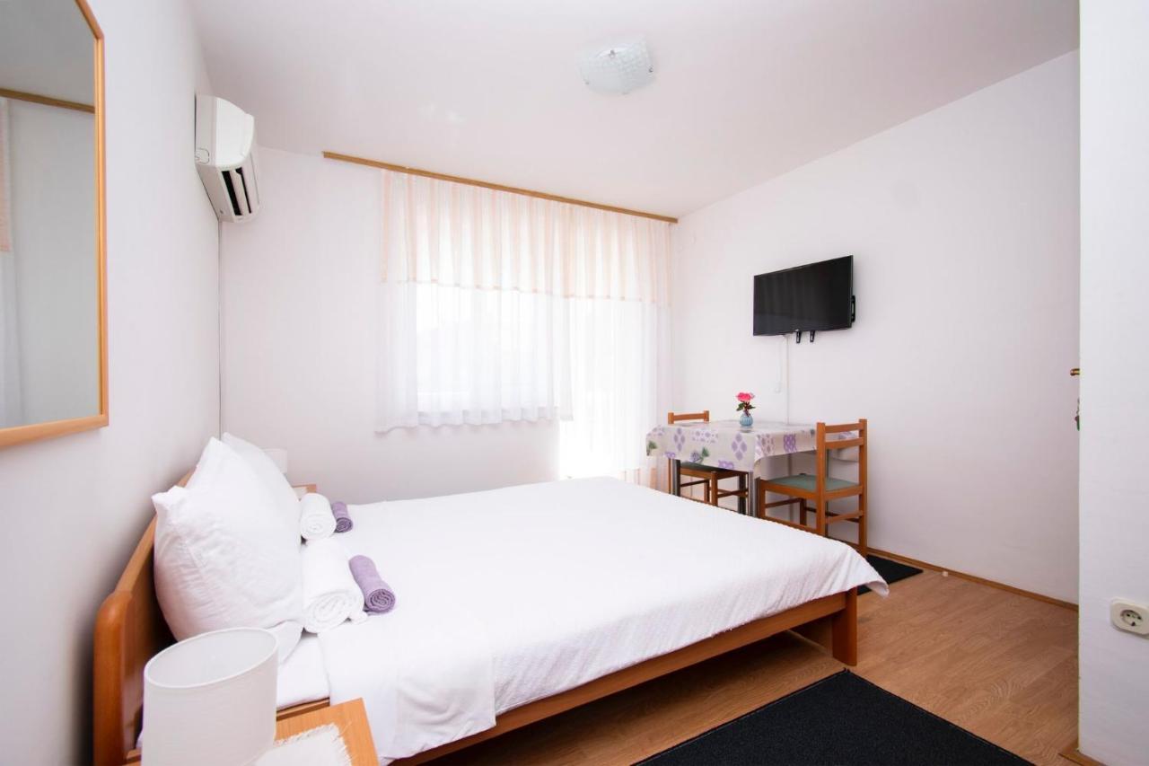 Family Holiday Apartments Lucia Vodice Luaran gambar
