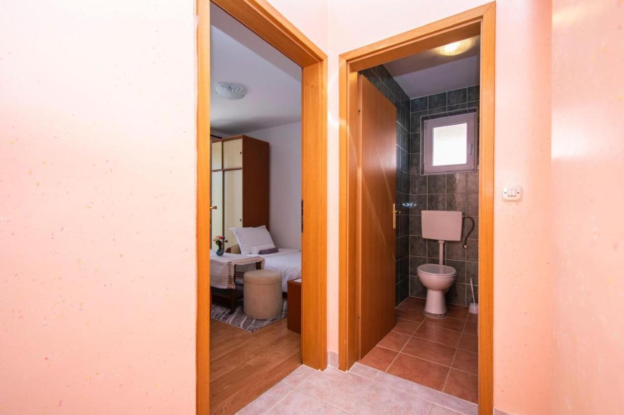 Family Holiday Apartments Lucia Vodice Luaran gambar