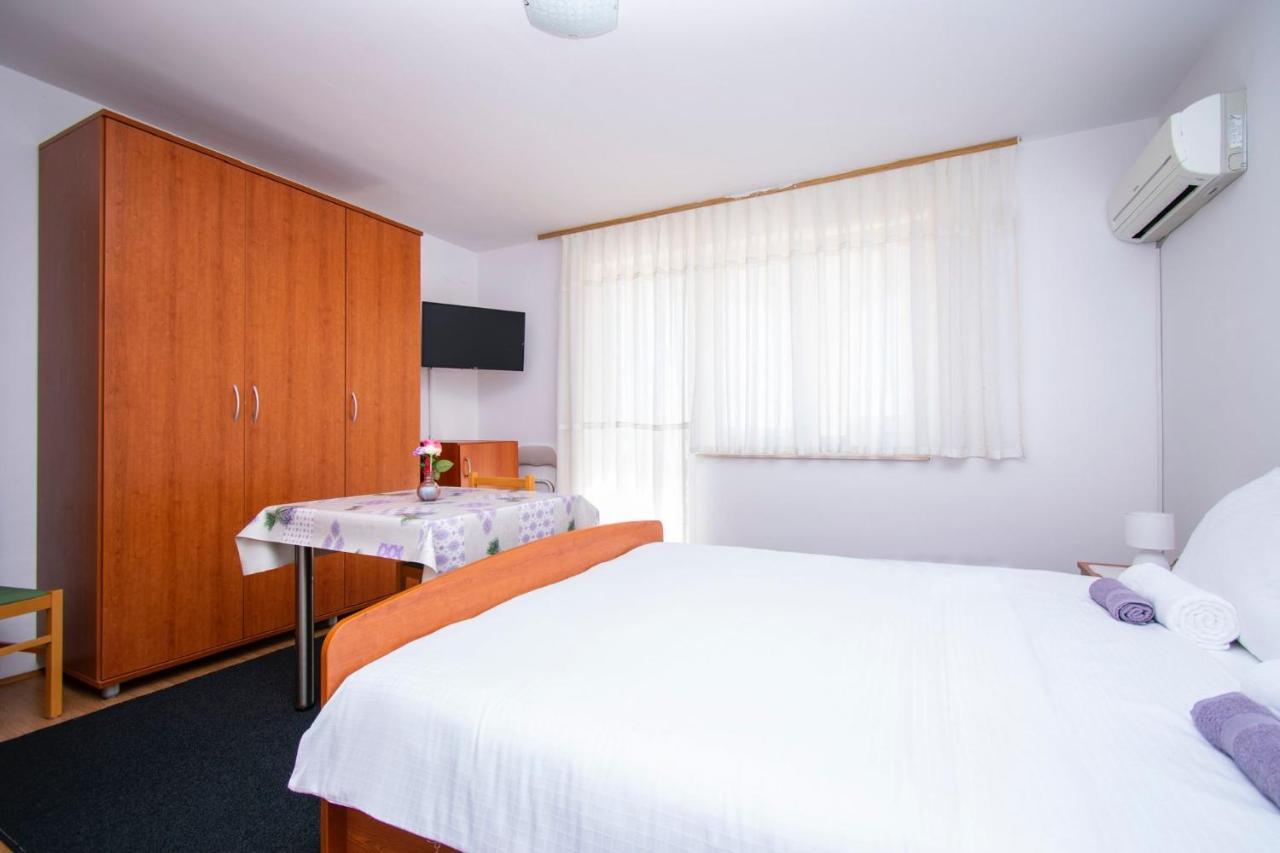 Family Holiday Apartments Lucia Vodice Luaran gambar